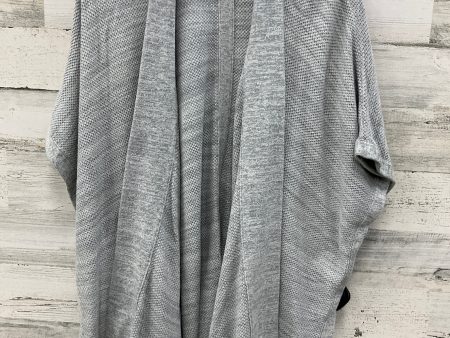 Shawl By Banana Republic In Grey, Size: S Supply