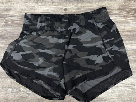 Athletic Shorts By Athleta In Camouflage Print, Size: Xs Fashion